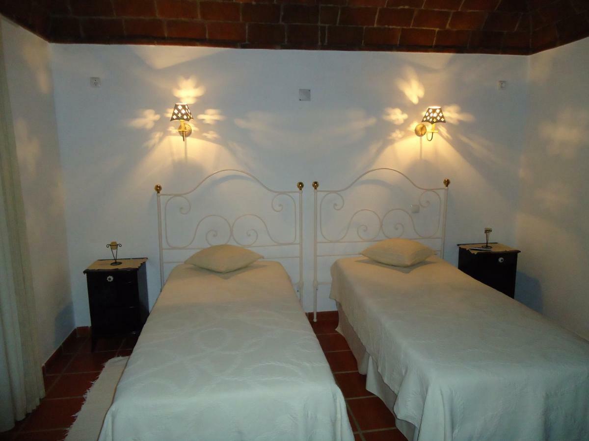 Monte Da Avo Chica Hotel Monsaraz Exterior photo